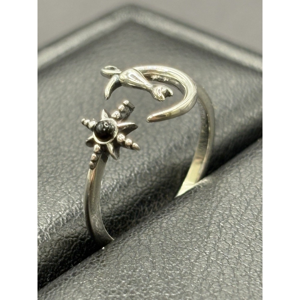 New Condition Sterling Silver Cat Onyx Moon Star Ring Size 7 J17 - Picture 5 of 12